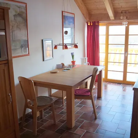 شقة Weissig Struppen